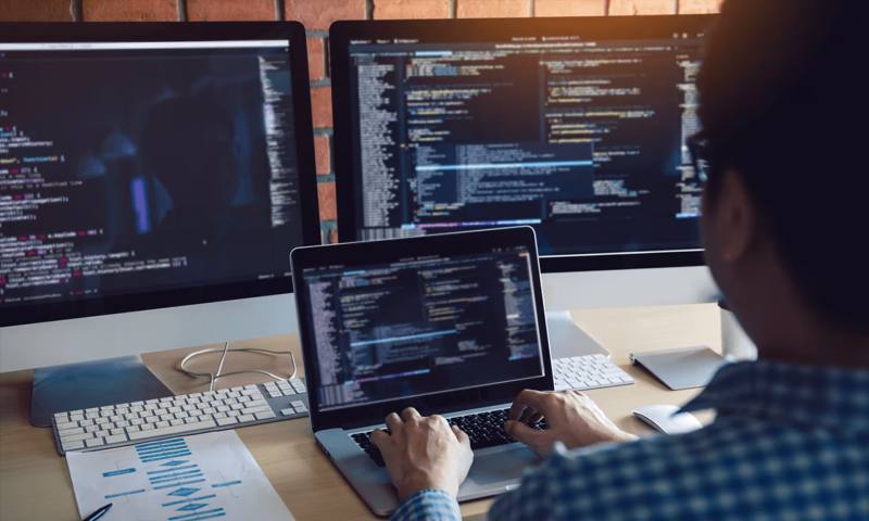 数据科学选型:R与Python如何赋能郯城县网站建设?
